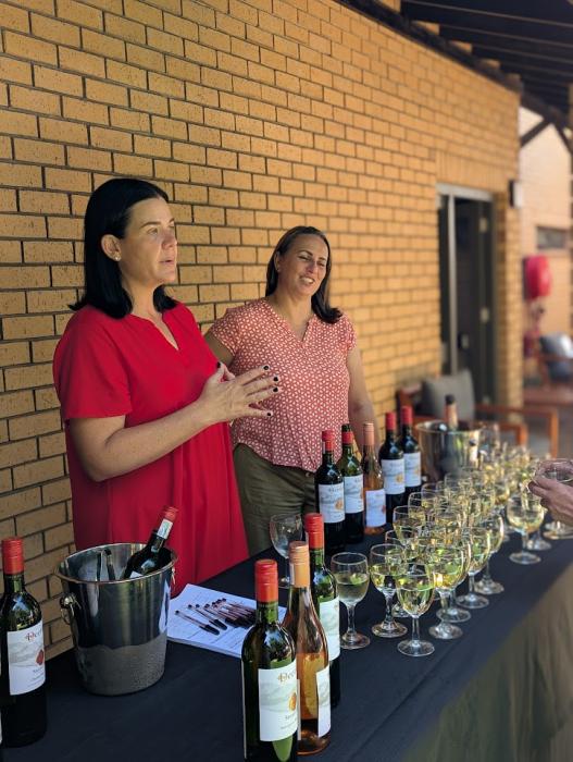 Sip & Paint Partner